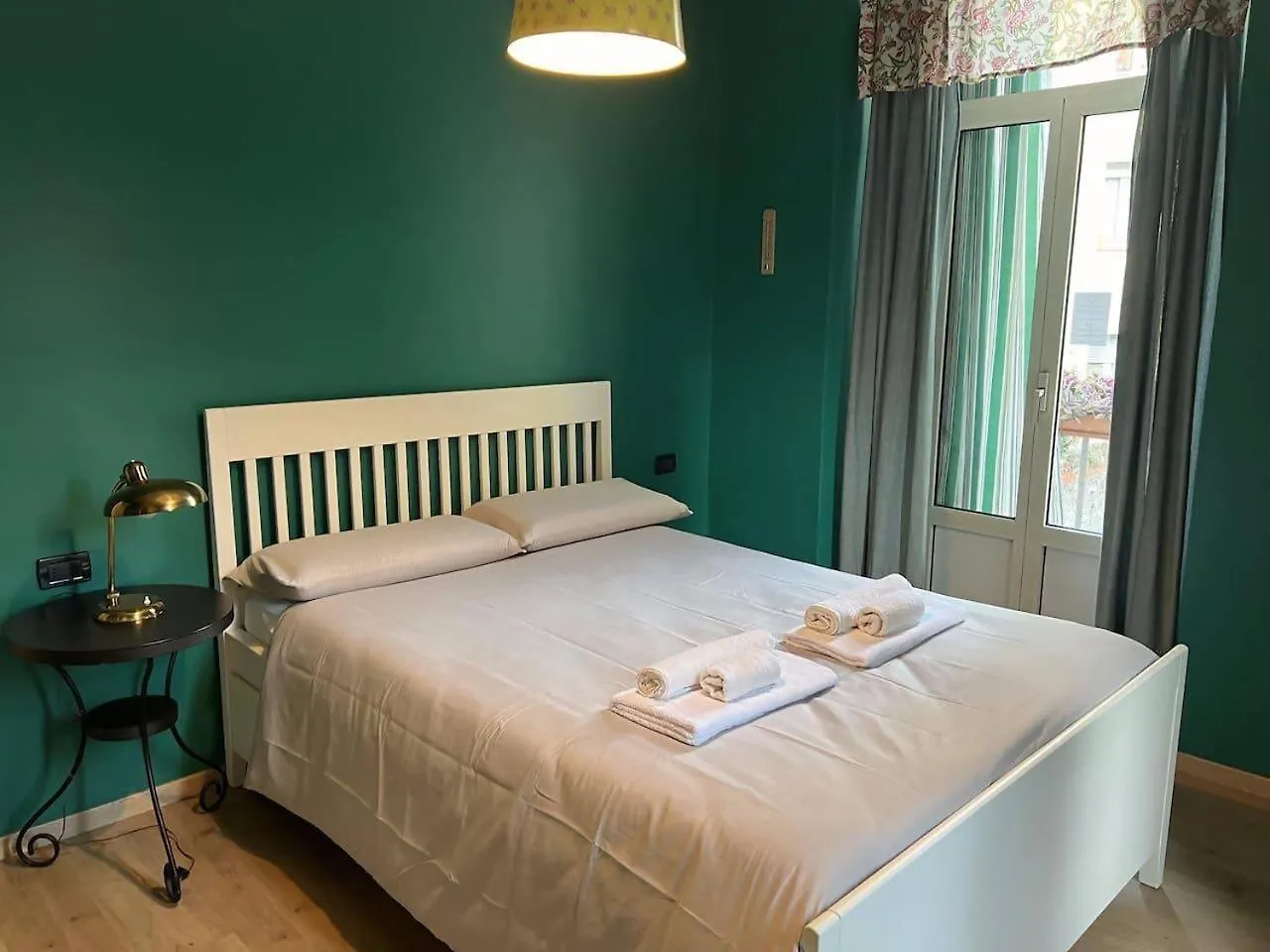 Green House Apartment - 코모 0*,